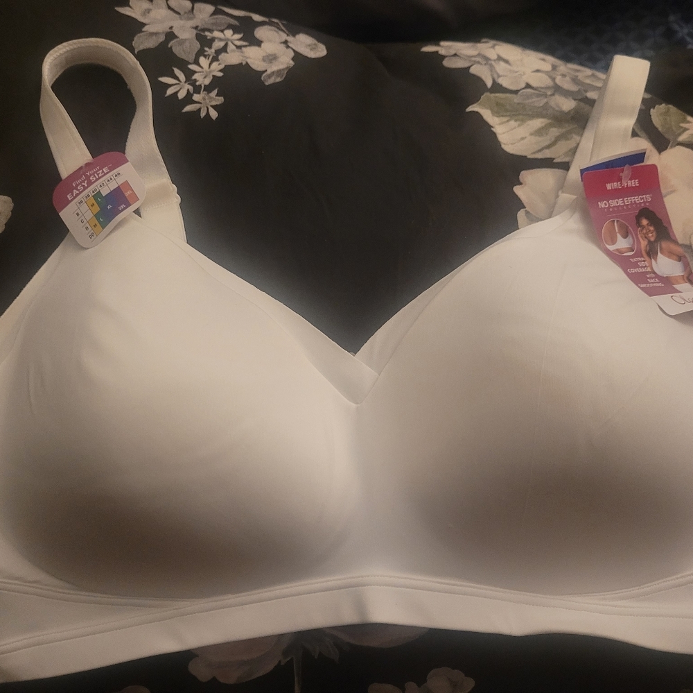 Nwt Wireless Bra